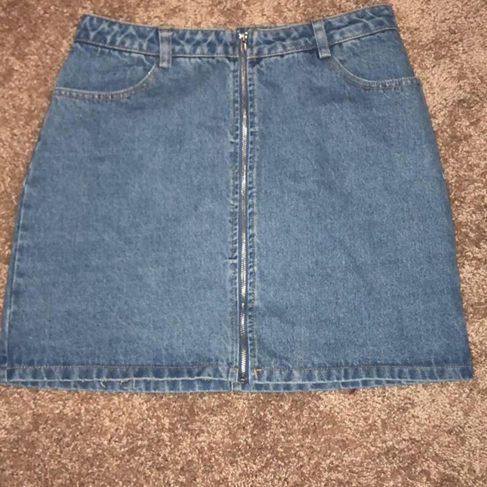 Denim skirt